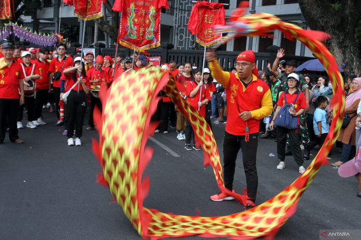 Kirab budaya internasional Toa Pek Kong