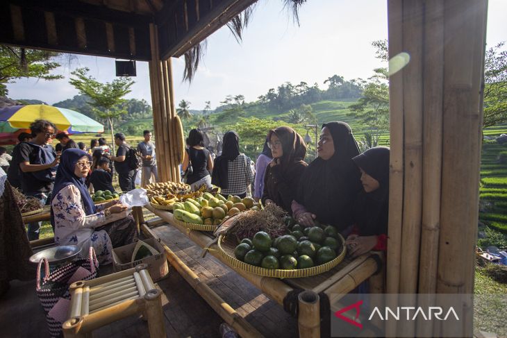 Pasar Bumi Pakuwon di Majalengka