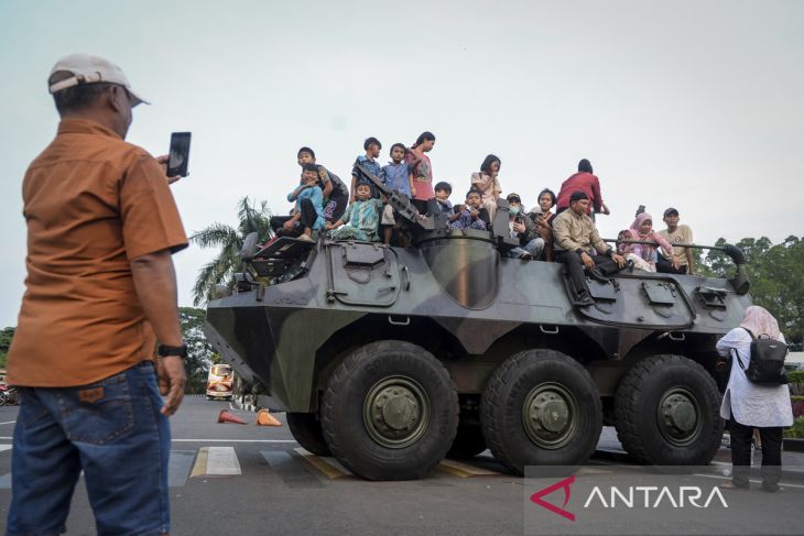 Pameran alutsista Joy Ride Rantis di Tangerang