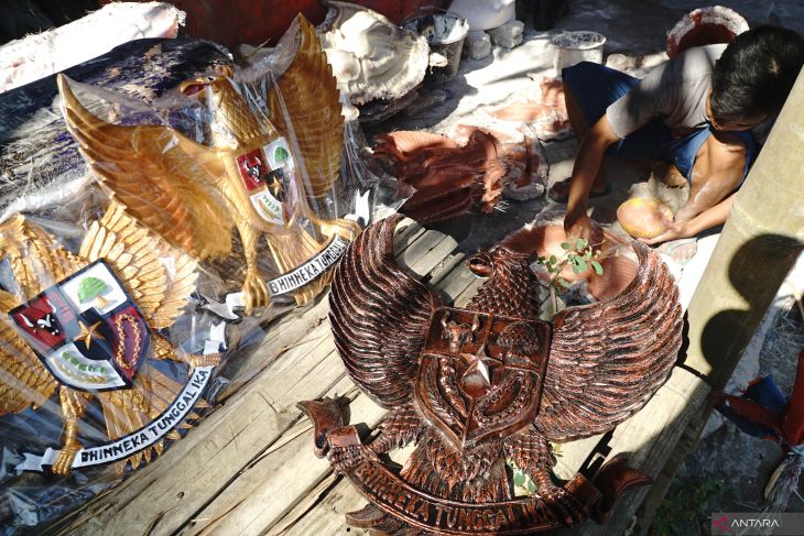 Produksi Lambang Garuda Pancasila