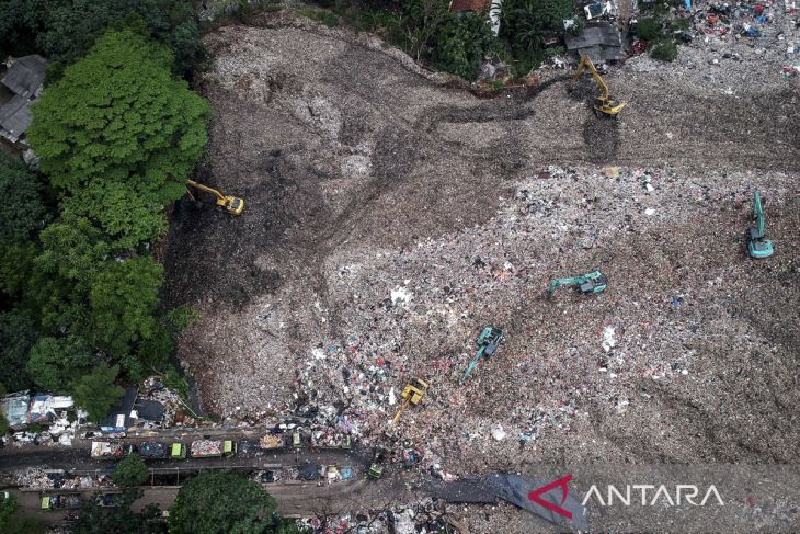 KLH beri waktu Pemkot Tangsel tuntaskan TPA open dumping