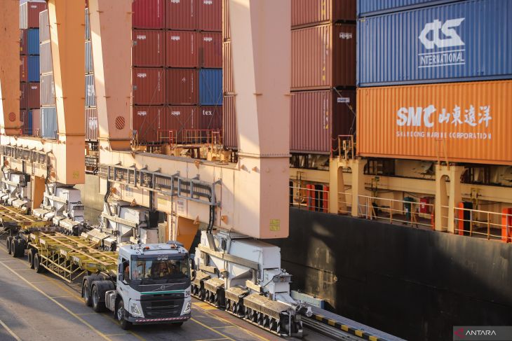 Nilai ekspor Jawa Timur naik