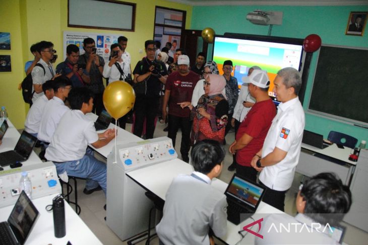 Pengenalan Sekolah Garuda di SMA Cahaya Rancamaya Islamic Boarding School Kota Bogor