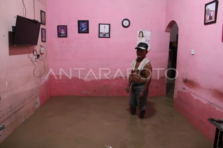 Foto: Sebanyak 3.181 rumah terdampak banjir di Medan
