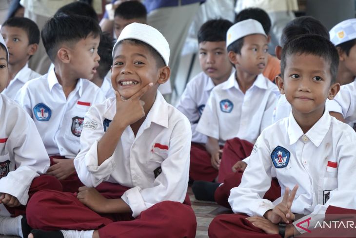 Senyum ceria anak-anak saat mengikuti Muzaki Mengajar PLN Kalselteng