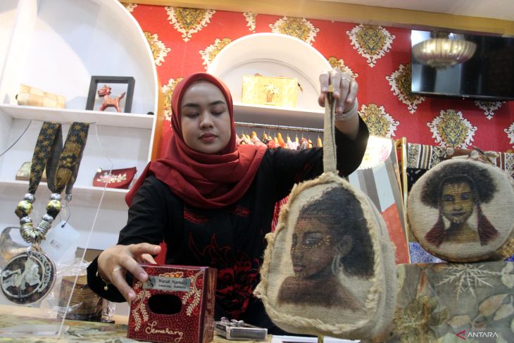 Festival Batik Nusantara di Malang