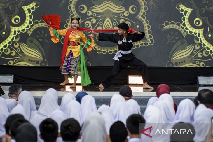 Pentas seni SRMA 33 Tangerang Selatan