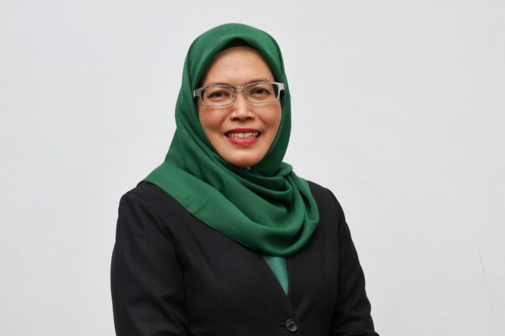 Cahaya dari Pesantren: Menanam Cinta Ilahi, Menuai Peradaban Dunia