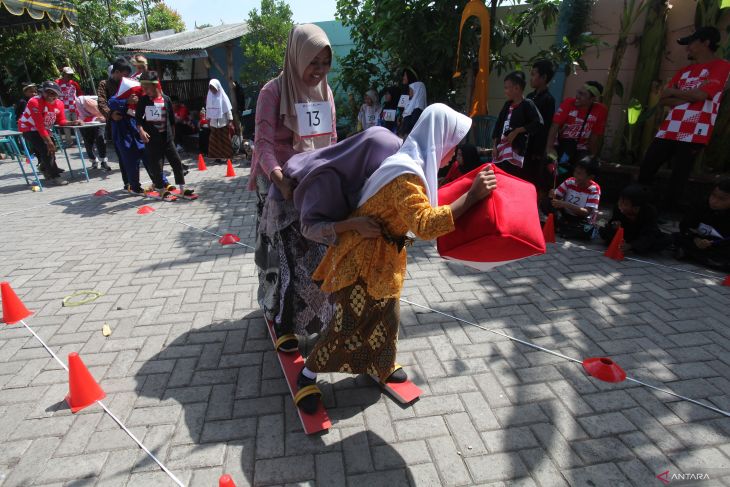 Permainan Otak-Atik Merah Putih