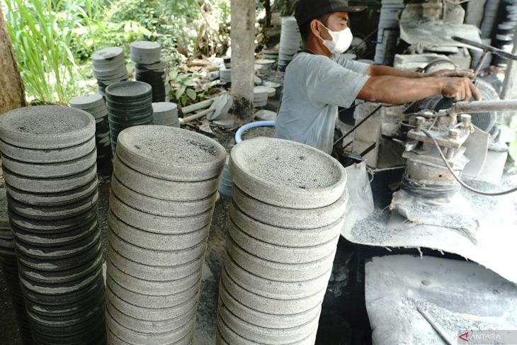 Kendala industri mikro kerajinan cobek batu