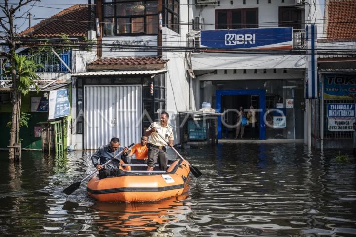 Foto: Banjir Kota Semarang belum surut