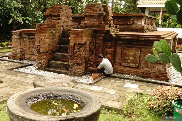 Perawatan cagar budaya Candi Mirigambar