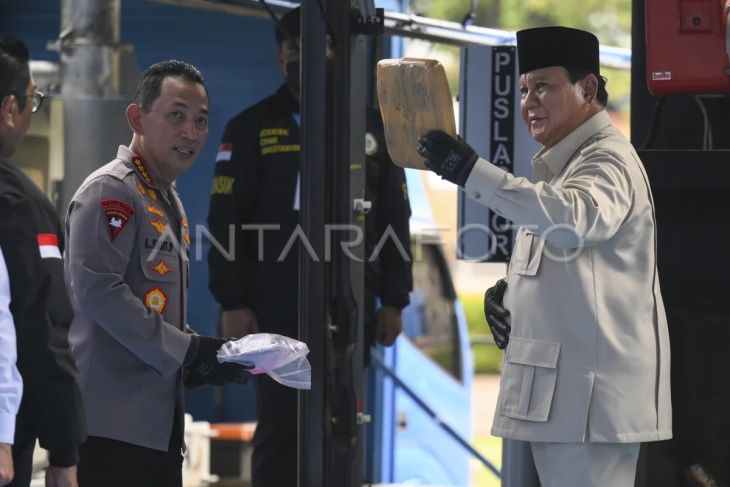 Foto: Presiden pimpin pemusnahan narkoba 214,84 ton