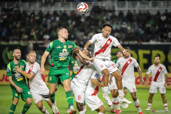 Persebaya Surabaya kalahkan Persis Solo