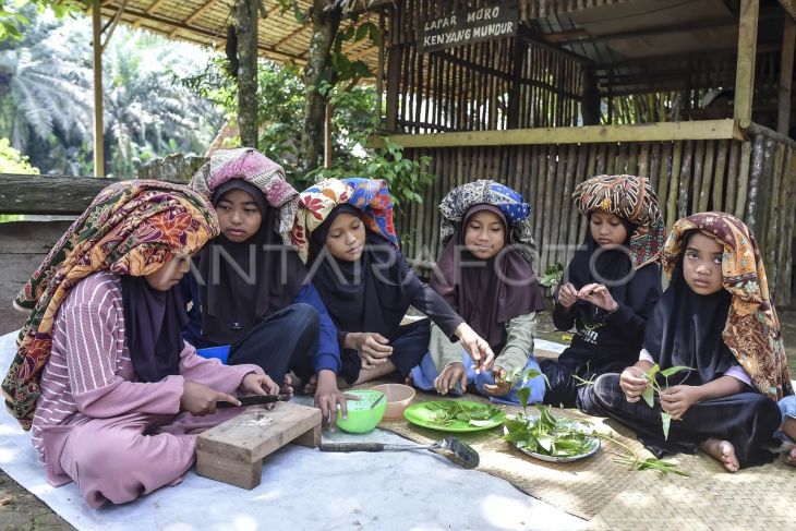 Foto: Sekolah budaya di Muaro Jambi