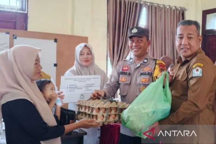 Pemkab Aceh Barat salurkan paket makanan bergizi untuk balita stunting