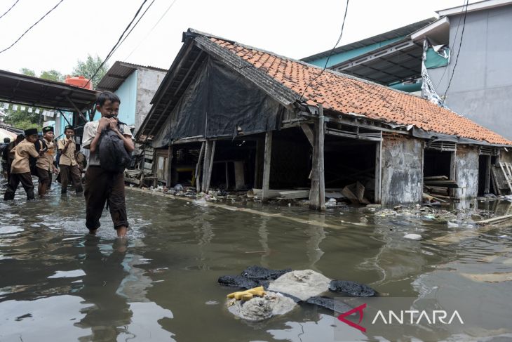Waspada banjir rob akibat fenomena supermoon