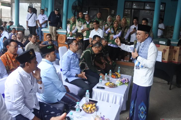 Kunjungan kerja Menko Pangan di Bondowoso