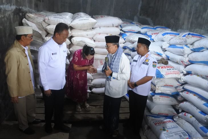 Kunjungan kerja Menko Pangan di Bondowoso