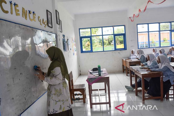 Program pesantren ramah anak di 512 pesantren percontohan