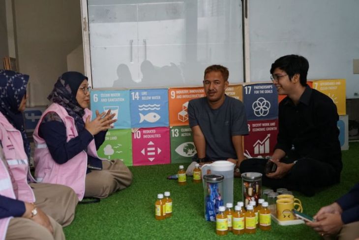 Srikandi PLN UID Aceh salurkan bantuan untuk disabilitas