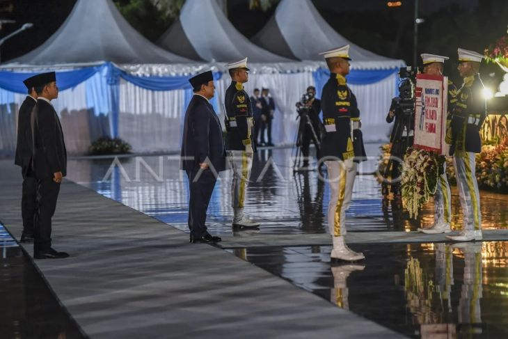 Foto: Presiden pimpin Upacara Ziarah Nasional Hari Pahlawan