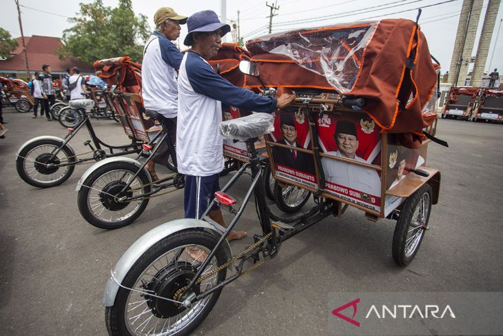 Bantuan becak listrik dari Presiden