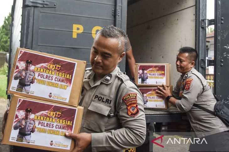 Layanan pemeriksaan kesehatan korban pergerakan tanah