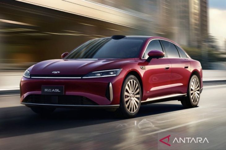 Chery meluncurkan sedan Fulwin A9L AWD empat penumpang