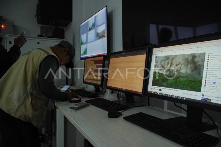 Foto: Erupsi Gunung Semeru