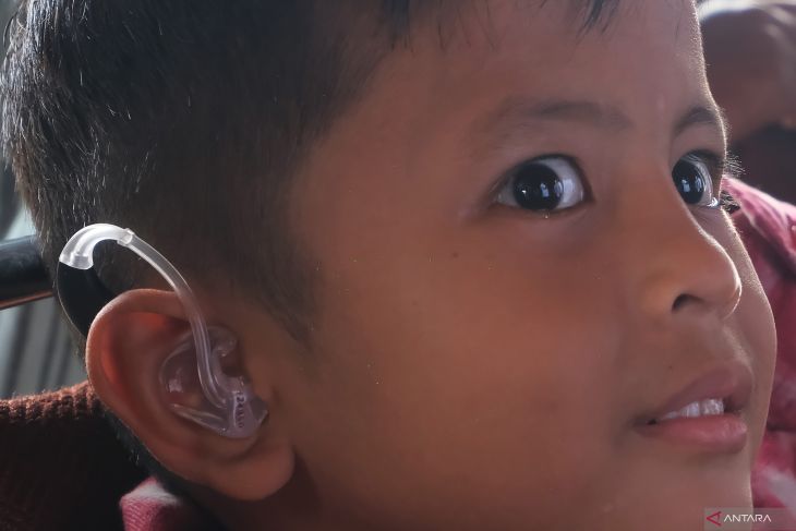 Pemkot Pontianak salurkan bantuan atensi disabilitas