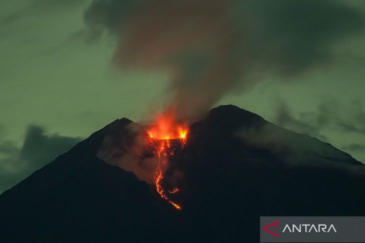Gunung Semeru hari ini alami 16 kali erupsi, tinggi letusan capai 1.100 meter