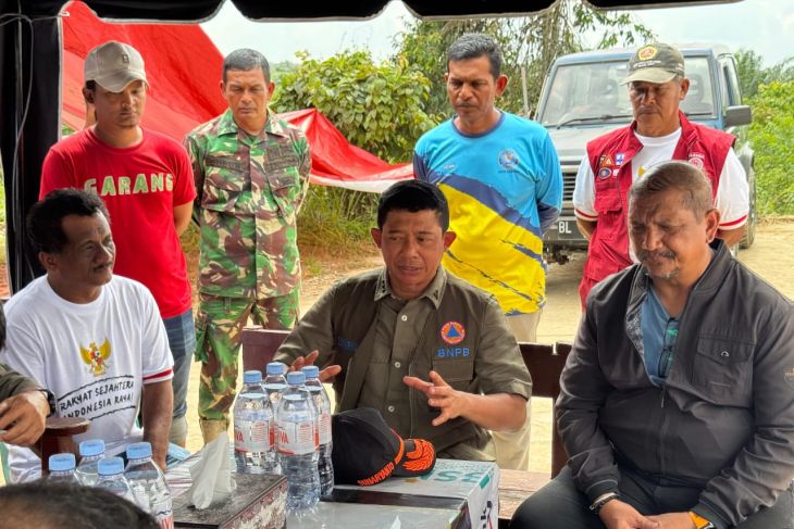 Kepala BNPB tinjau dampak banjir di Aceh Tamiang, jadi diperhatikan khusus