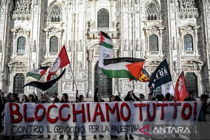 Menlu Belanda smenyebut ancaman tarif Trump 'pemerasan'