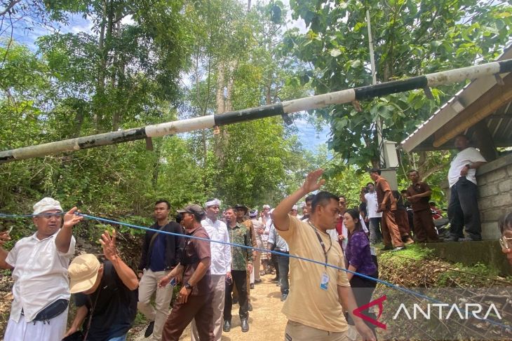 DPRD Bali minta Jimbaran Hijau membuka akses warga ke pura