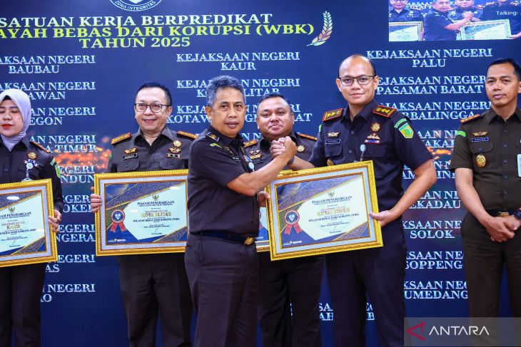 Kejari Kutai Timur raih predikat WBK tahun 2025