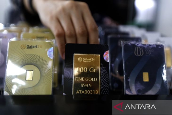 Harga emas hari ini di Pegadaian: Galeri24 dan UBS turun, Antam stagnan