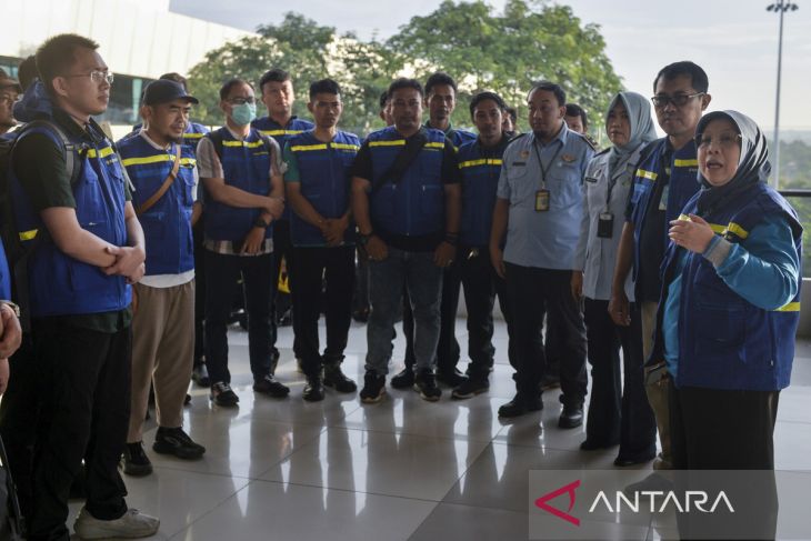 Kemenkes berangkatkan relawan tenaga medis ke Aceh