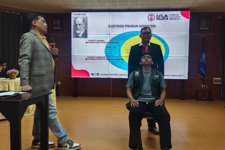 IHC-KAWANMU bekali relawan bencana Sumatera dengan hipnoterapi