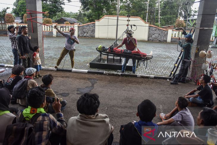 Simulasi Vertical Rescue di Tasikmalaya