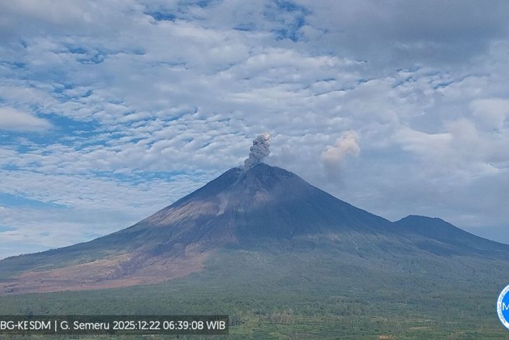 BPBD Lumajang imbau warga waspadai jutaan kubik material Semeru