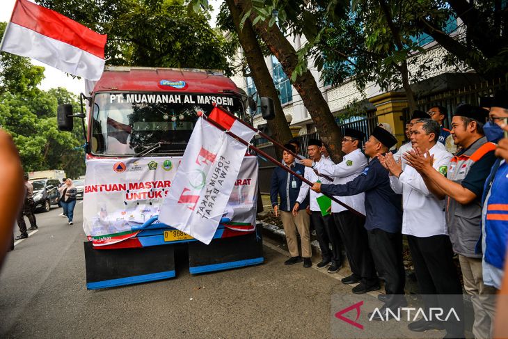 Bantuan masyarakat Jawa Barat untuk korban bencana di Sumatera