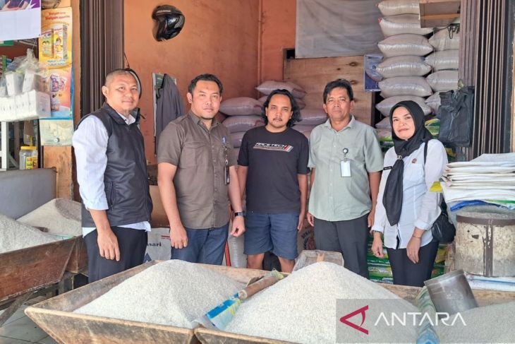 Bulog Rejang Lebong pastikan penjualan beras SPHP sesuai HET