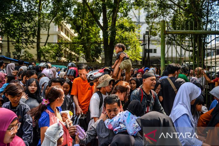 Kebun Binatang Bandung dibuka gratis saat libur Natal