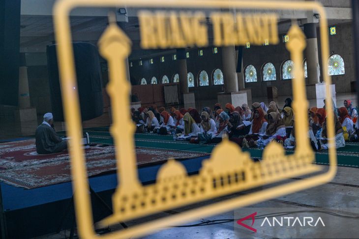 Status Masjid Raya Bandung