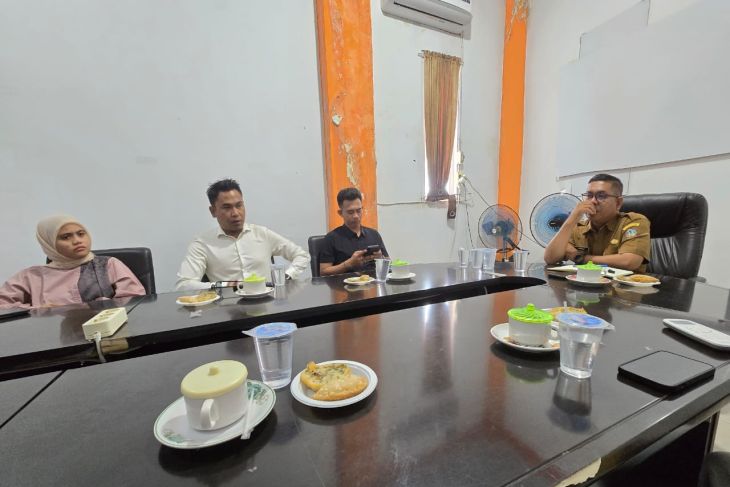 Gelar pameran foto pendidikan dan benda cagar budaya