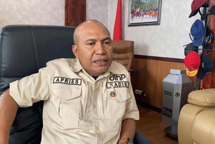 Pemkot Ambon ingatkan warga untuk disiplin buang sampah