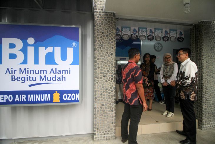 Peluncuran kontainer Biru di SPBU
