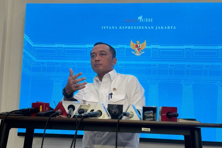 Mensesneg sebut tiang monorel terbengkalai di Senayan masih dievaluasi