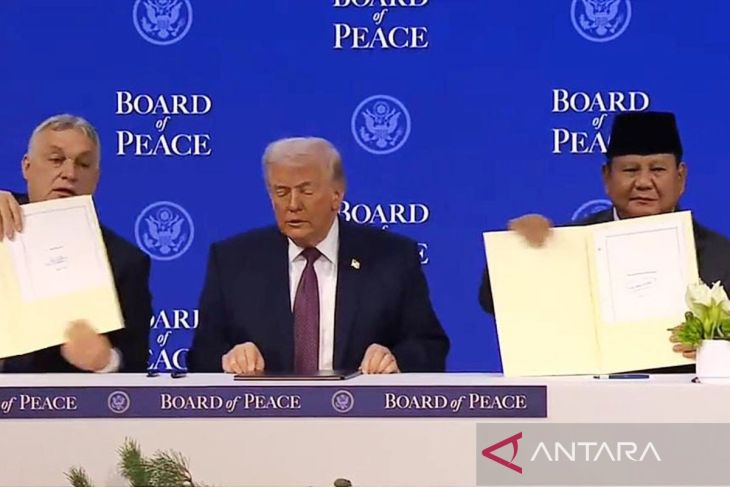 Membaca strategi Presiden Prabowo masuk ke "Board of Peace"